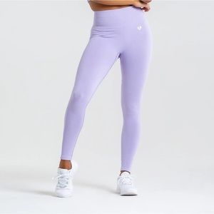 Size small-NWT women’s best seamless leggings